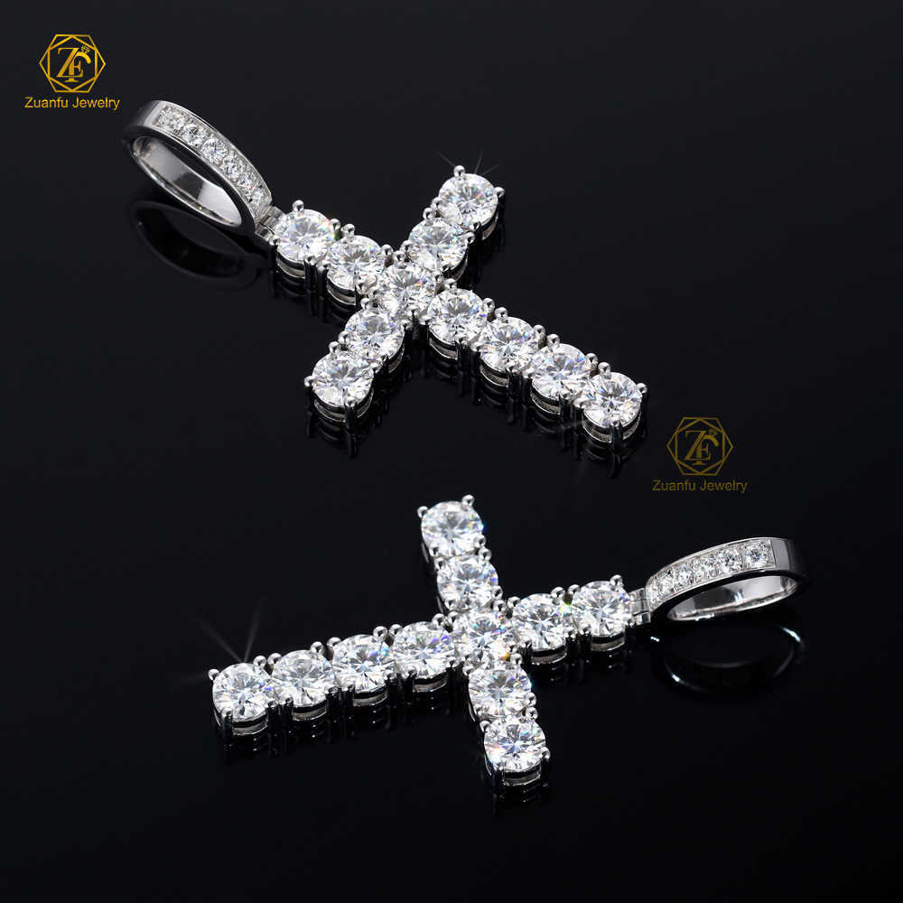 Jewelry Manufacturer Hiphop Ice Out Cross Pendant for Men 925 Sterling Silver Gemstone Pendants 5mm Moissanite Cross Pendant