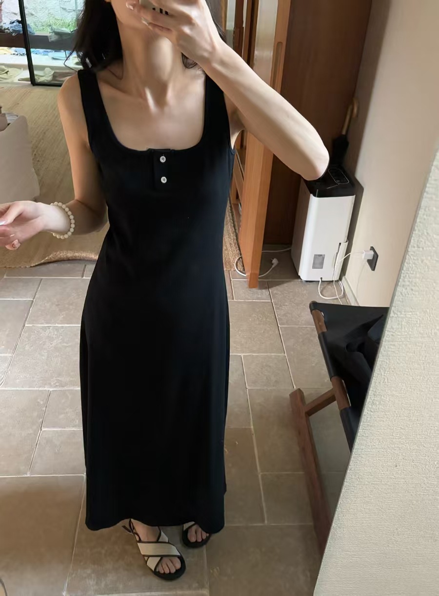 X222 Simple knitted vest dress for women Spring and summer slim fit versatile long skirt