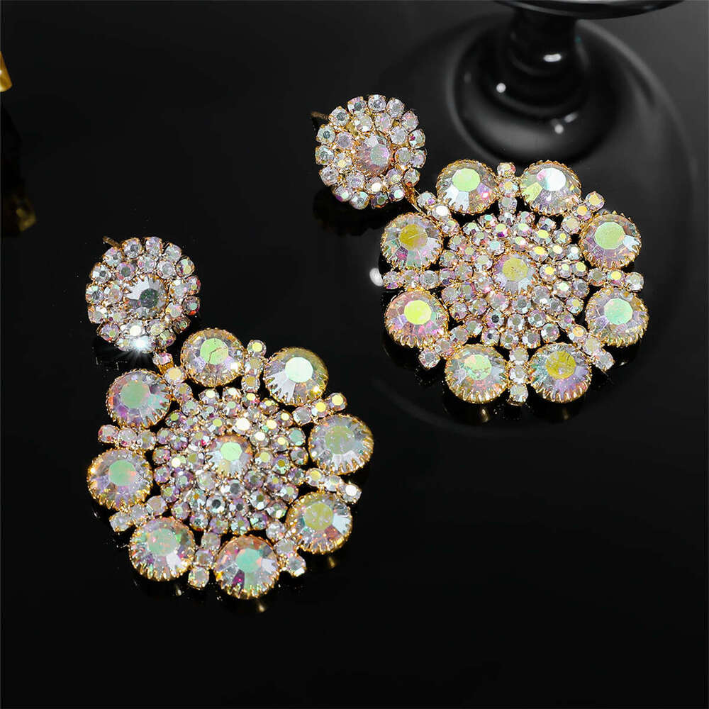 Suower AB Water Dia with a High Sense of , Female Minority Design Snow wer and Earrings