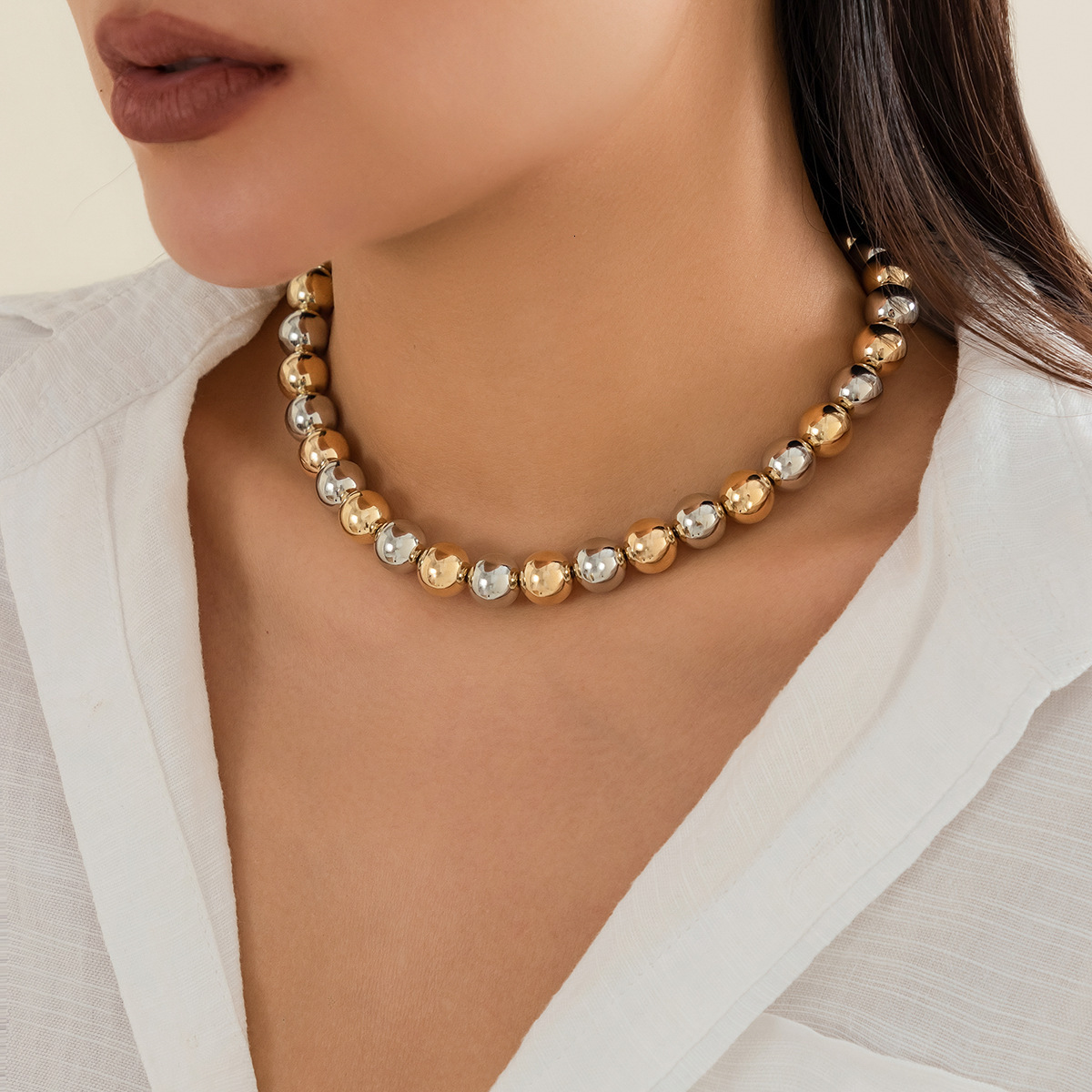 fashion Exaggerated punk color contrasting beaded neck accessories with a unique geometric ball personality Woman necklace