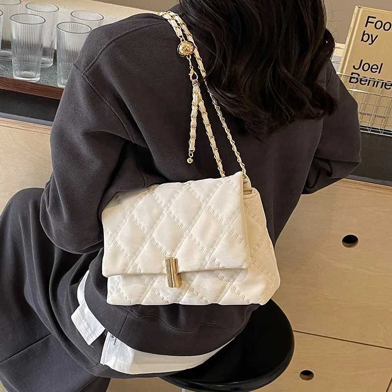 New Bag Wen Fashion Autumn And Winter Single Messenger Bag Soft Leather Chain Bag Vintage Single Crossbody Bags Fem Clutch Z250318