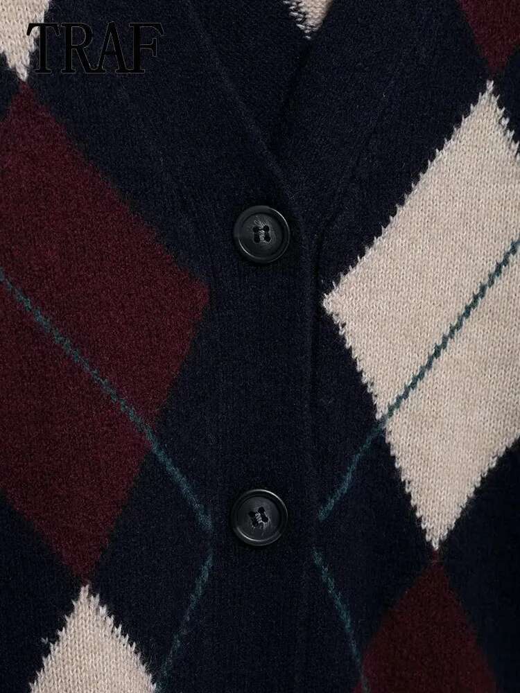 Elegant Sweater Long Sleeve Knitwear Coat 2025 Women Argyle Jacquard Short Cardigan Chic Casual Knitted Cardigans