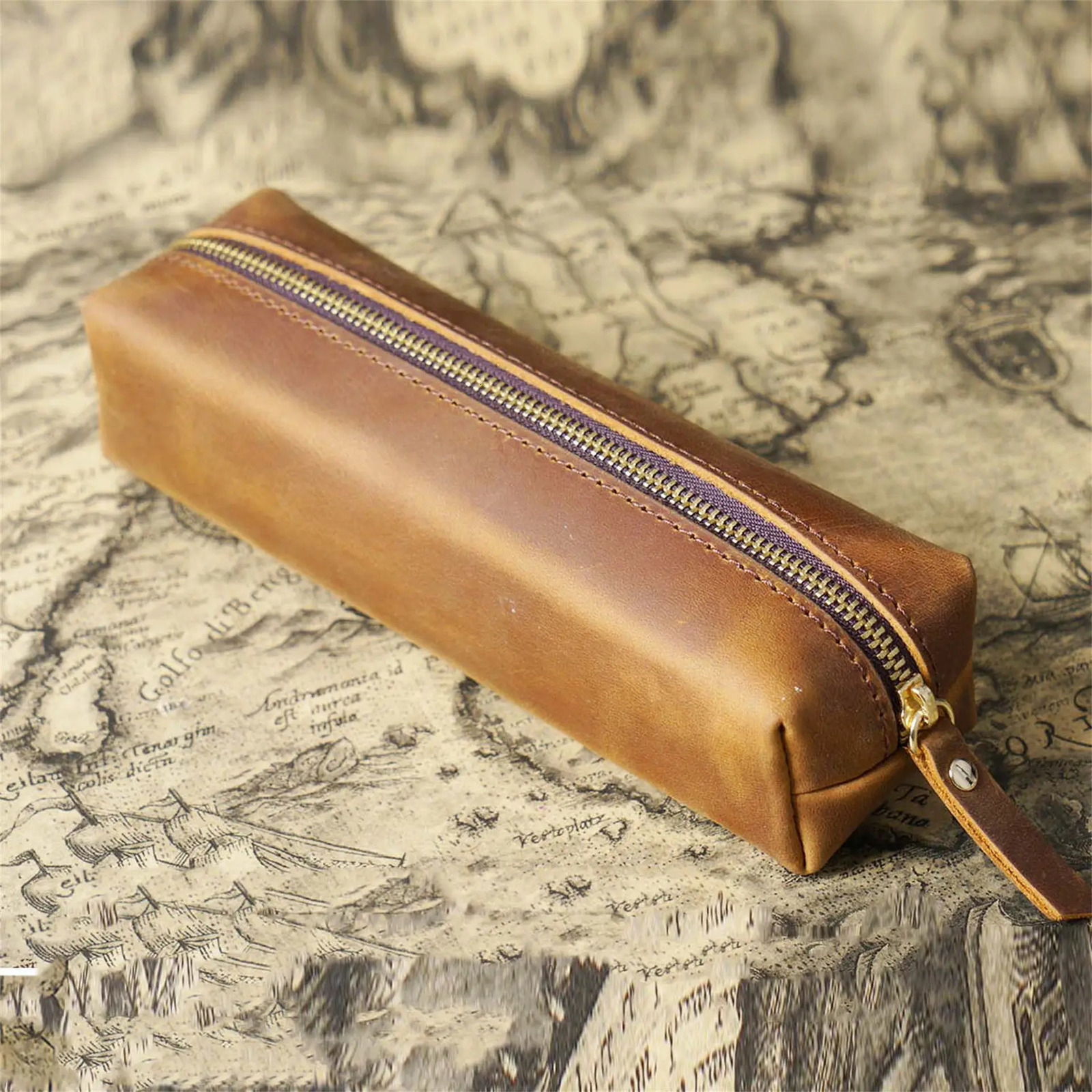 Handmade Genuine Leather Zipper Pen Bag Retro Neutral Large Capacity Pencil Case School Stationery Wholesale 250210