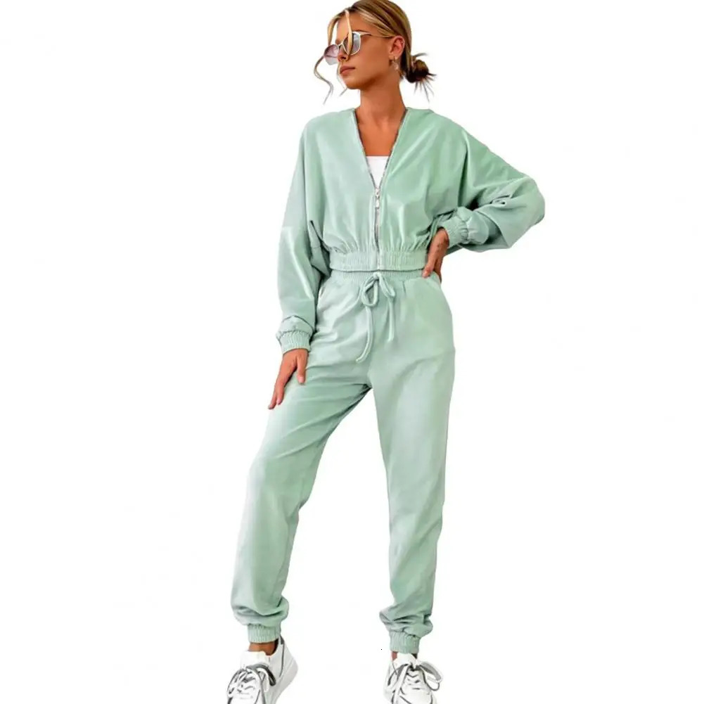 Women Long-sleeved Coat Womens Winter Tracksuit Set with Hooded Coat Ankle-banded Pants Zip-up Long Sleeve Top for Weather 250210