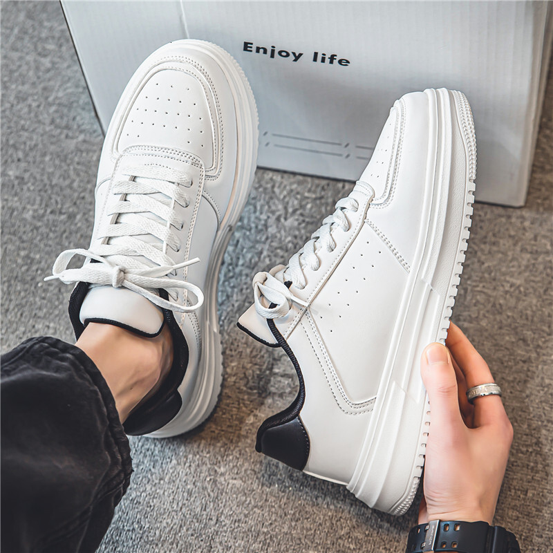 2025 New Chef Men's Shoes Summer Designer Kitchen Specific Anti Slip Waterproof Sports Casual Black Leather Board Shoes