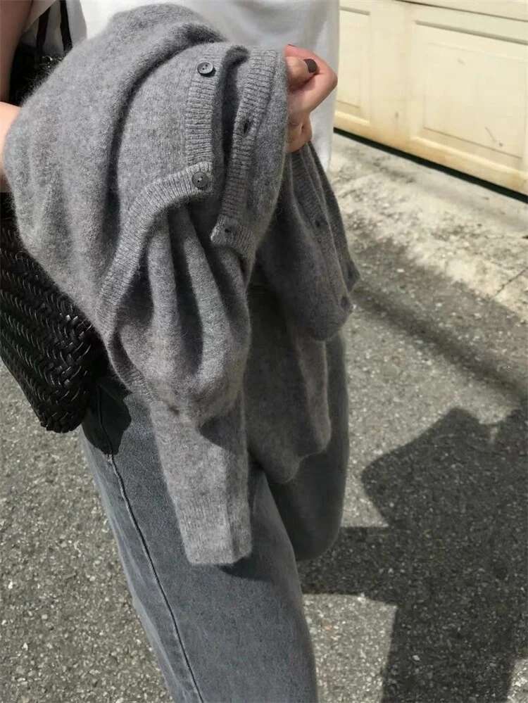 Women's Gray Button Down Lightweight Knit Cardigans Cashmere Sweaters Black Fall Long Sleeve Ladies Tops