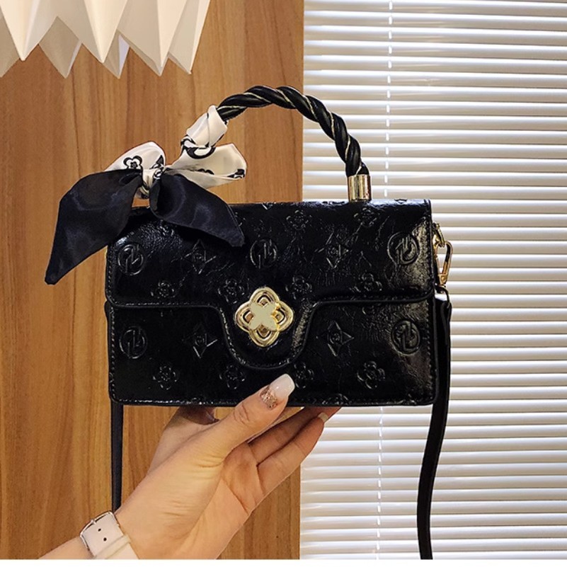 Free shipping 2025 designer Shoulder hot tote Bags For womans ladies flap lady camellia wer square handbag pink women crossbody bag