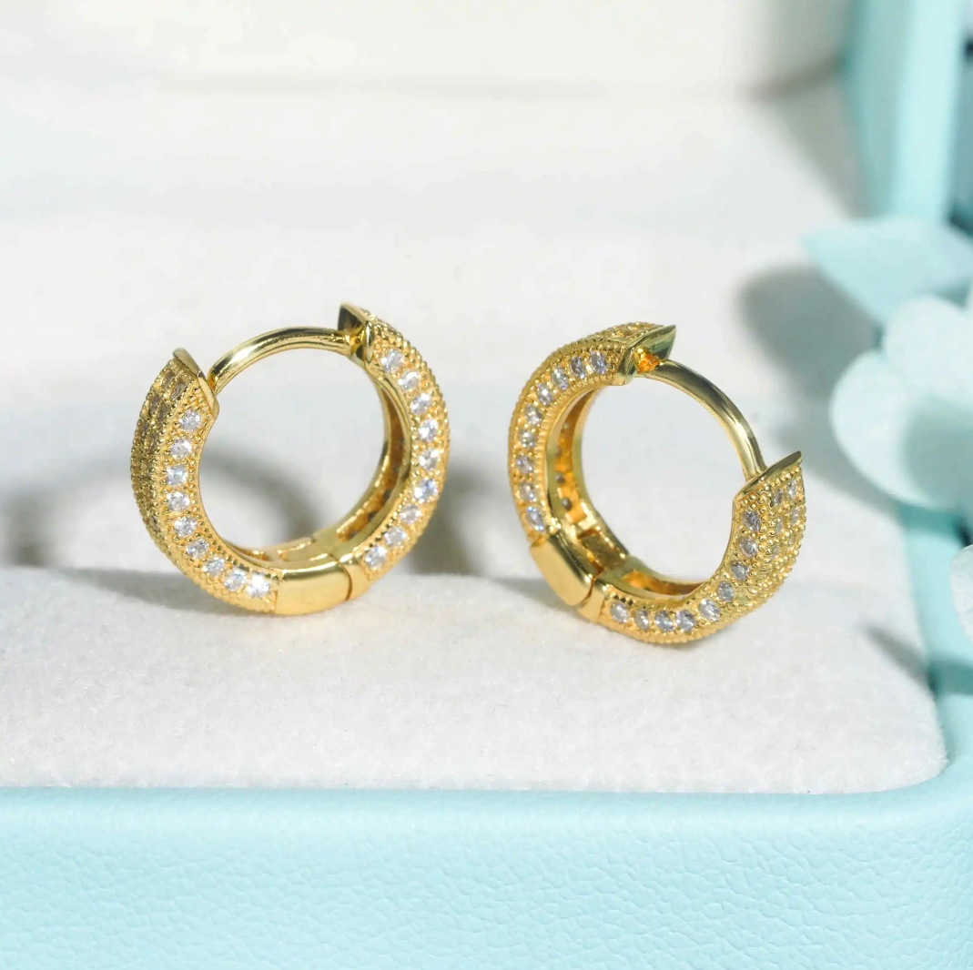 New niche trendy ear rings s925 silver moissanite mens and womens high-end round earrings hot selling item