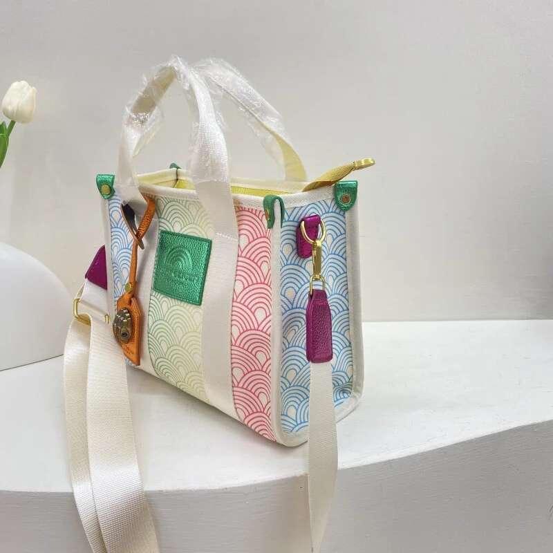 New Fashion Women's Tote Trend Brand Temperament Shoulder Large Capacity Elegant Crossbody Bag Designer Handbag