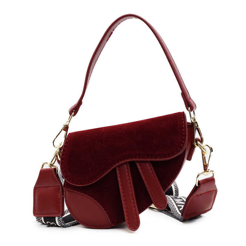 Designer bag Niche Design for Women New Versatile Matte Shoulder with Advanced Sense Crossbody Saddle Bag