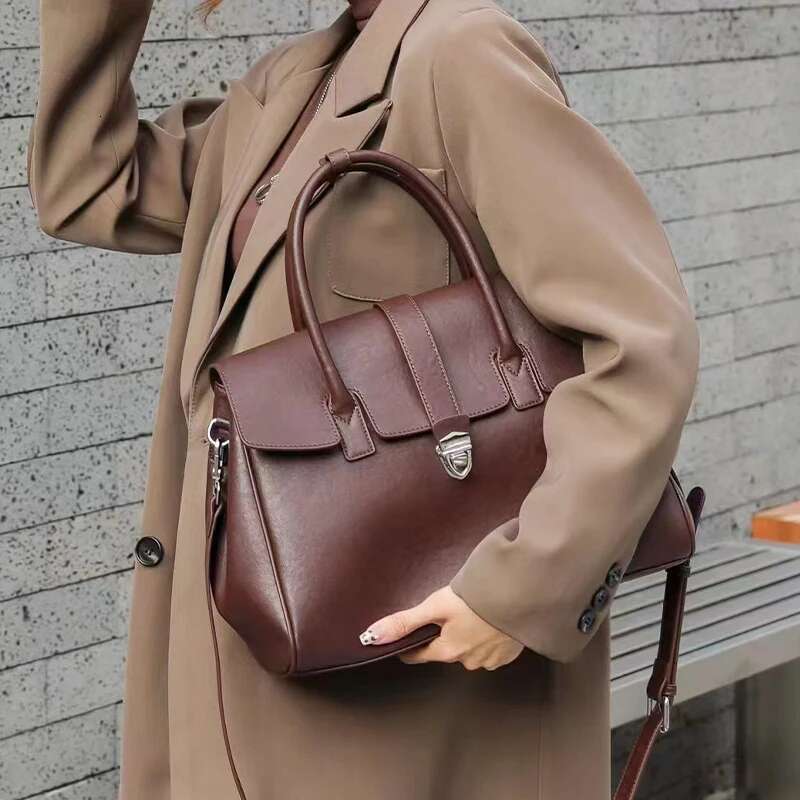 New Retro Large Capacity Commuter Tote Strictly Select First Layer Vegetable Tanned Cowhide Women's Handbag Travel Shoulder Bag