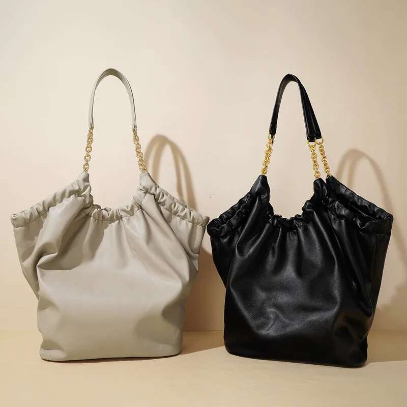 Slouchy Style Big Capacity Leather Handbag Purse Tote For Women Solid Color Fashion Shoulder Trendy Soft Cowhide Pleated Bag