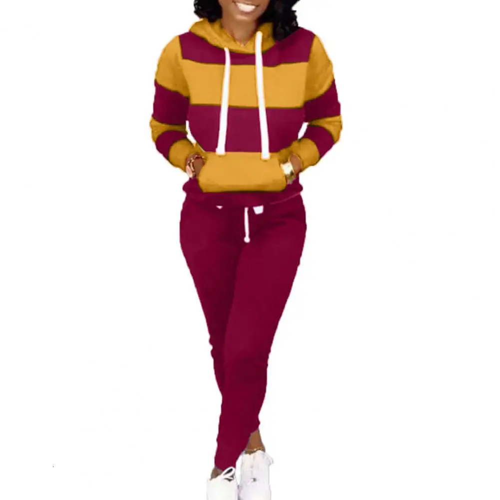 Autumn Winter Two Piece Set Tracksuit Women Sweatshirt HoodiesPants Sportwear Womens Sports Suit Hoodies Suit Wholesale Price 250210