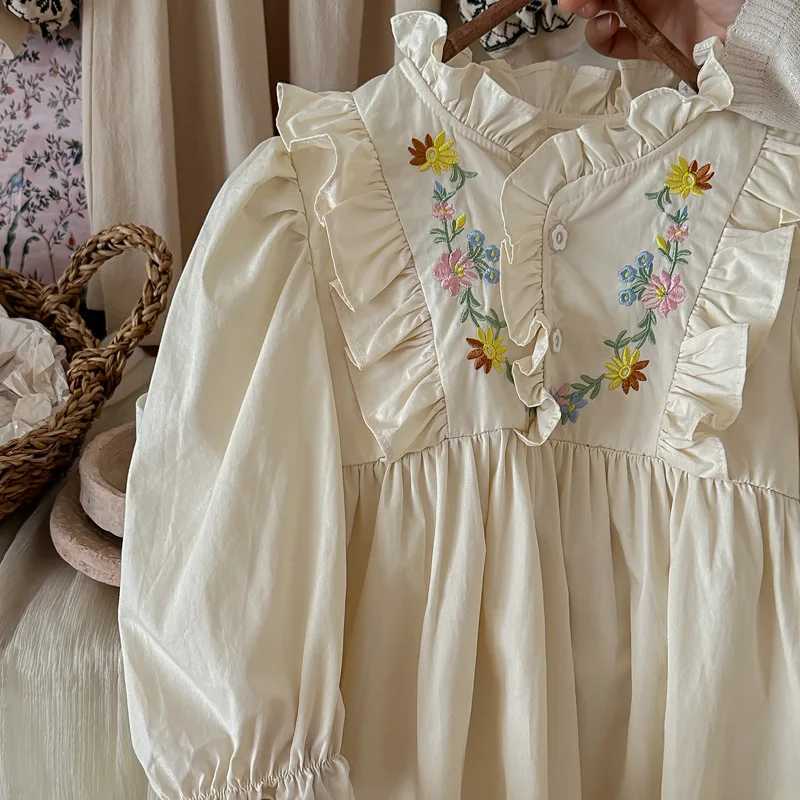 Girls Dress Flower Embroidery Stand Up Collar Kids Girls Dress 2025 Spring Ruffled Long Sleeved Sweet Childrens Princess Dress Z250214