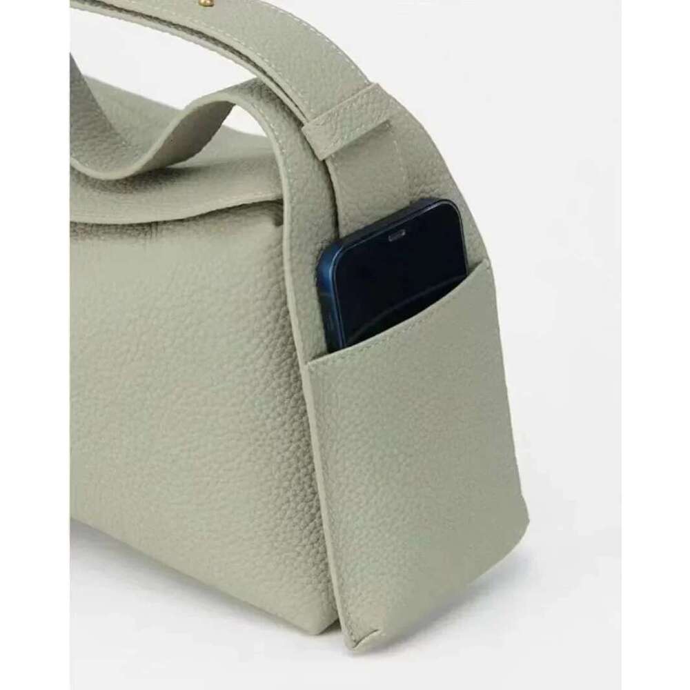 2024 Solid Color Horizontal Niche Crossbody Bag