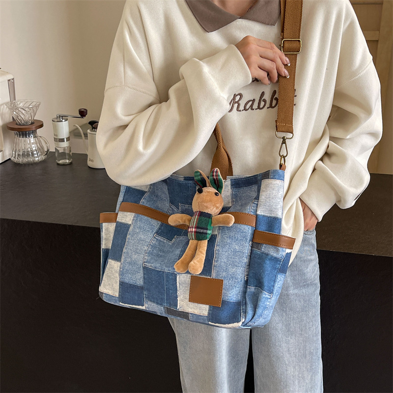 Bag Large Capacity Denim Canvas Tote Bag, Women's New Fashionable And Versatile Single Shoulder Ins Stylish Splicing Crossbody Bag