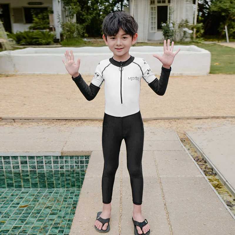 Fashion Swimming Custome Suit For Kids 2024 One Piece Longsleeve Swimsuit Child Full Body Bathing Suit Z250214
