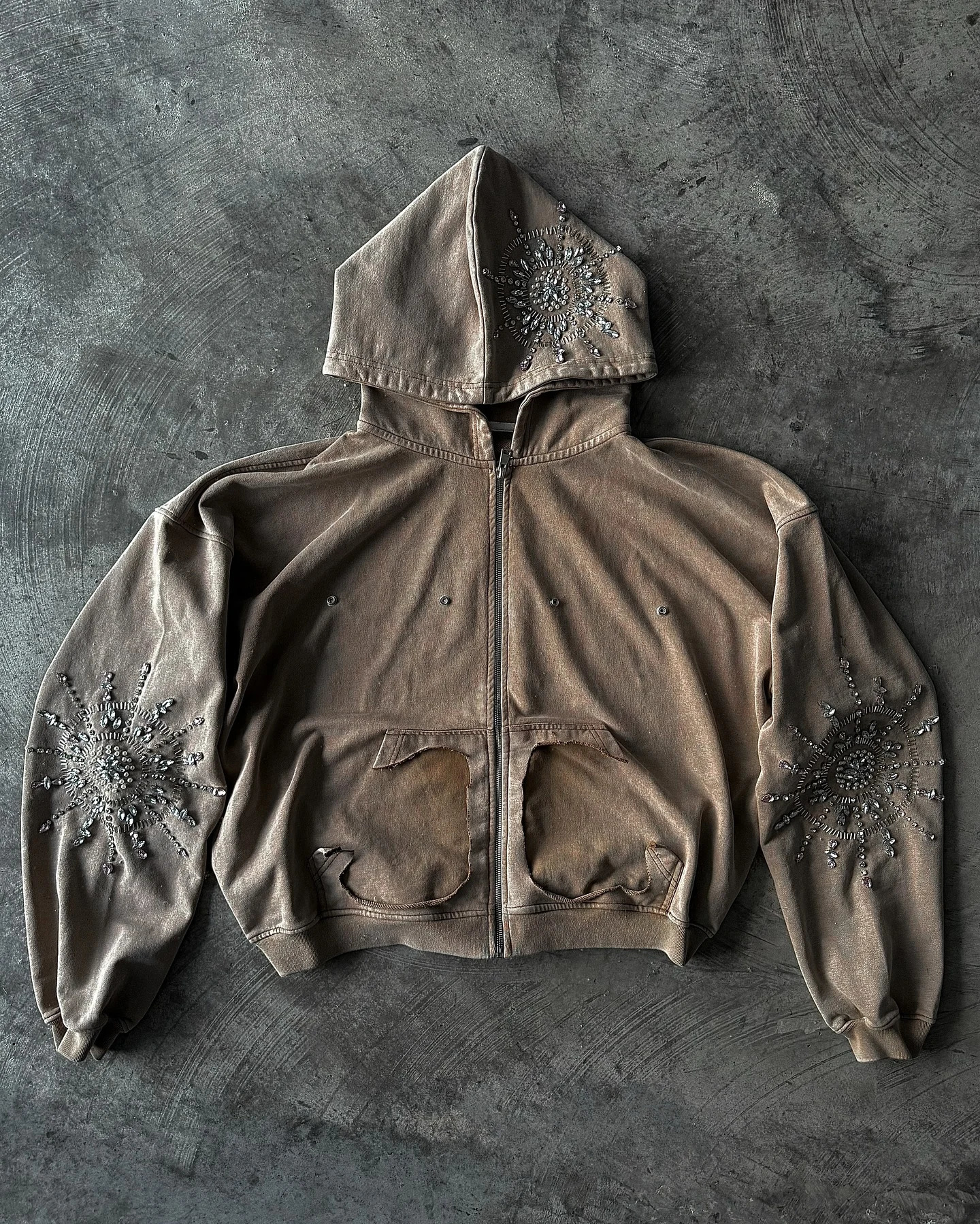 Retro Brown Rhinestone Element Gothic Hoodies Oversizeds Zip Up Distressed Sweatshirts for Men Simplicity Gothic Hoodies 250213