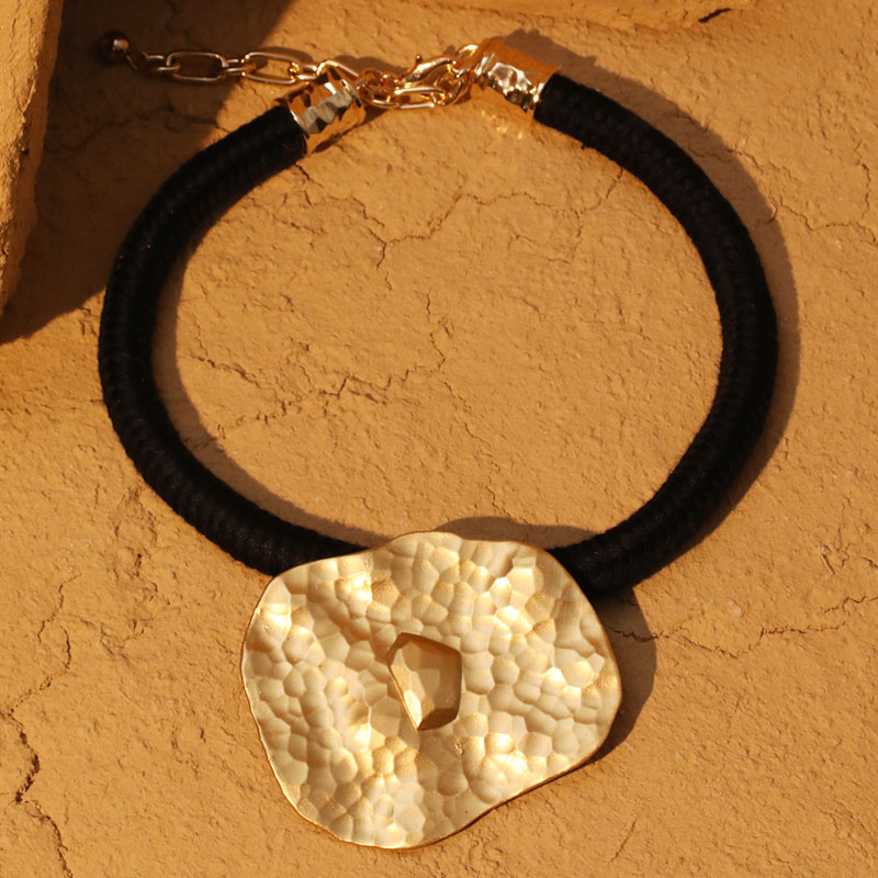 Statement Vintage Necklace with Geometric Pendant Girl Trendy Wedding Party Jewelry