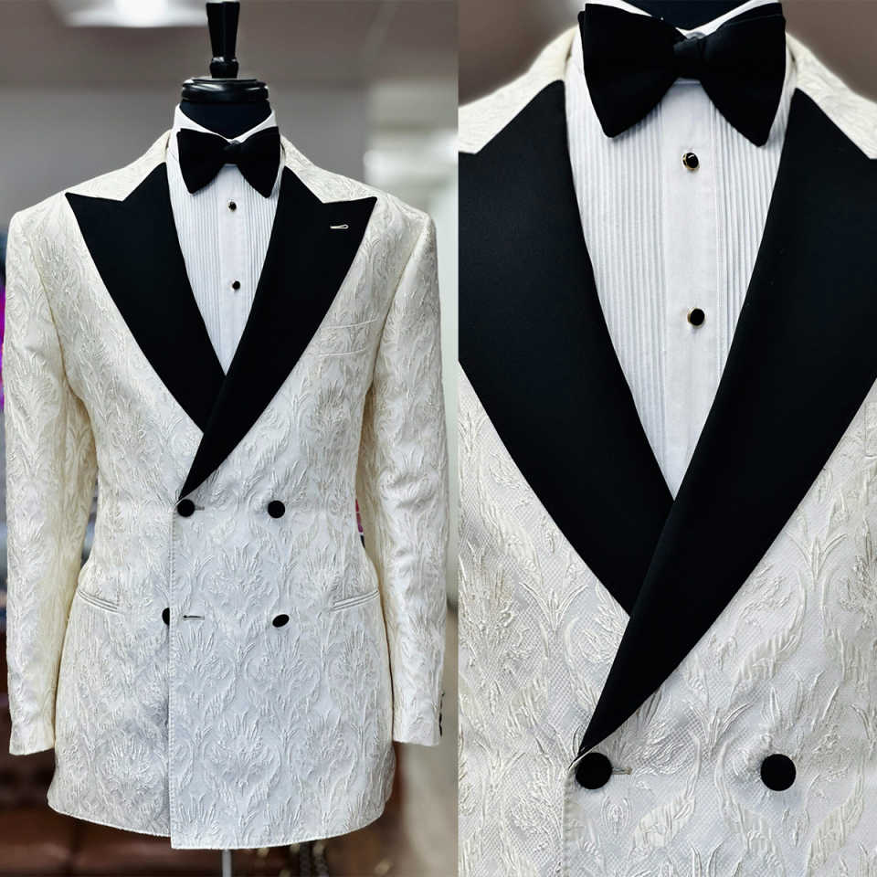 Classic Wedding Tuxedos Jacquard Double Breasted Men Suits Peaked Lapel 1 Piece Set Jacket Handsome Groom Blazers Customized