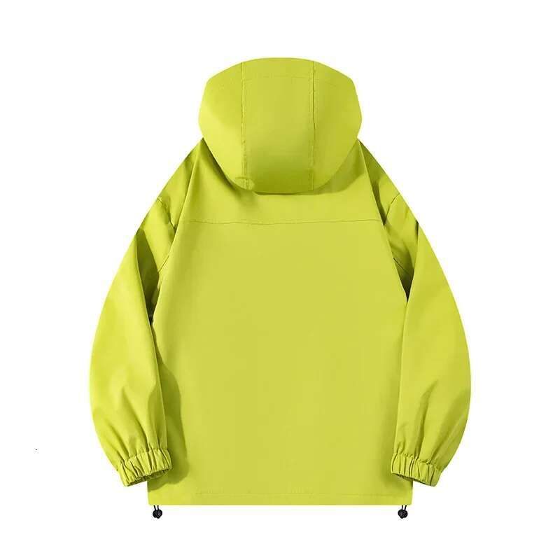 Outdoor Softshell Climbing Jacket For Couples New Spring Autumn High Quality Youth Mountaineering Suit Loose Fit Thin Material