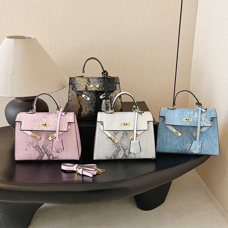 Designer Bag for women new trendy hot large capacity snake pattern high-end sense handbag fashionable single shoulder crossbody Kelly bag