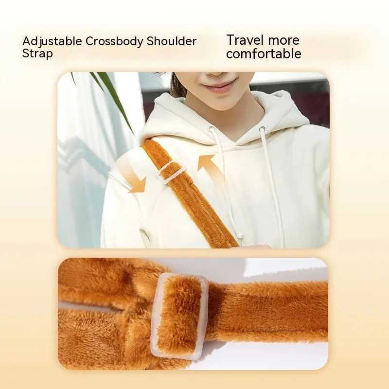 Others Dog Carrier Shoulder Bag Dog Bag Autumn and Winter Portable Outing Bag Warm Windproof Bear Cute Shoulder Bag Cat Bag Pet Crossbody Bag H250213