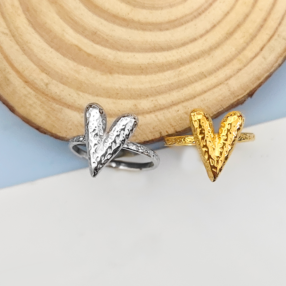 Pleated Hammered Heart Ring Stainless Steel Textured Premium Feeling Heart Ring love ring gold ring designer ring JZ000A0