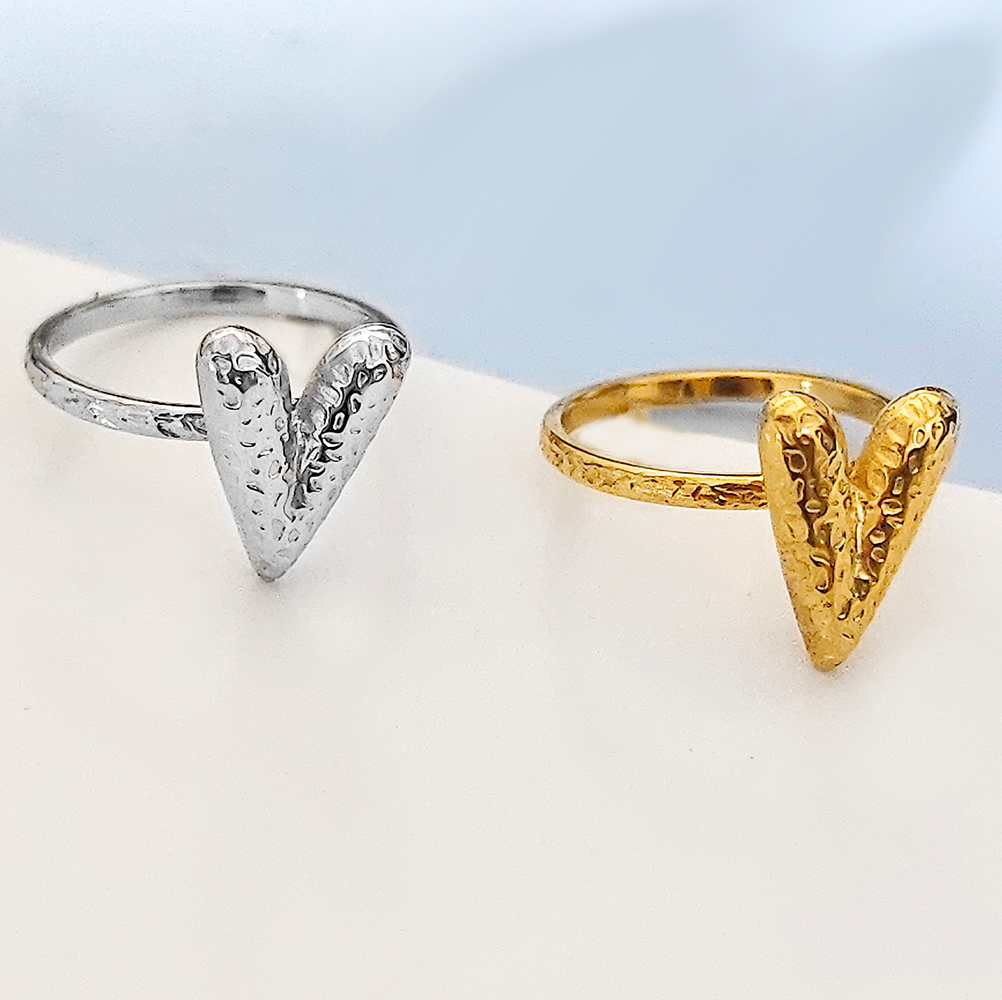 Pleated Hammered Heart Ring Stainless Steel Textured Premium Feeling Heart Ring love ring gold ring designer ring JZ000A0