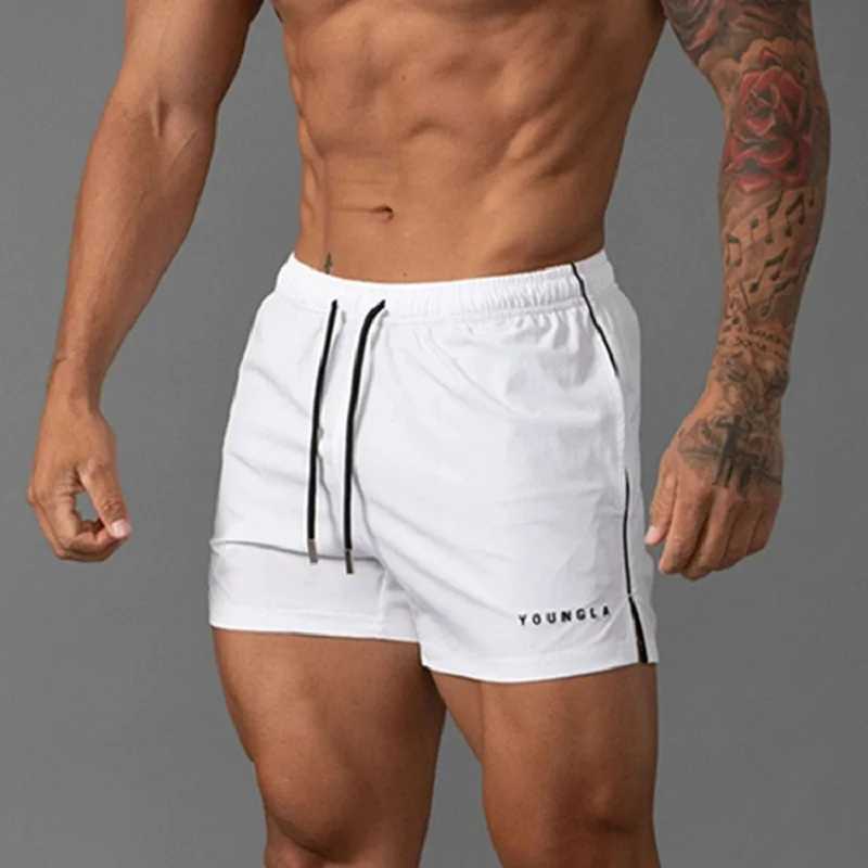 2023 New Summer Mens Leisure Sports Outdoor Shorts Breathable Leisure Running Fitness Three-point PantsXJ250213