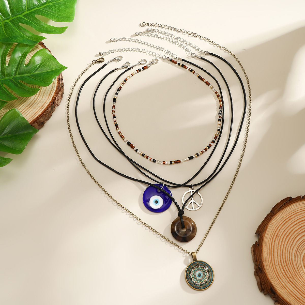 fashion Devil Blue Eyed Jewelry Women's Versatile Beaded New Chinese Ethnic Style designer Necklace
