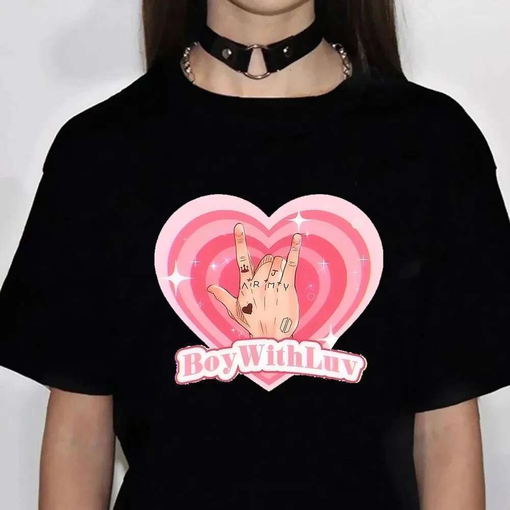 Vintage T Shirt Women's Clothing Jungkook Golden Korean Fashion Kpop Printed Plus Size Graphic Cute T-Shirt Top Summer Clothes