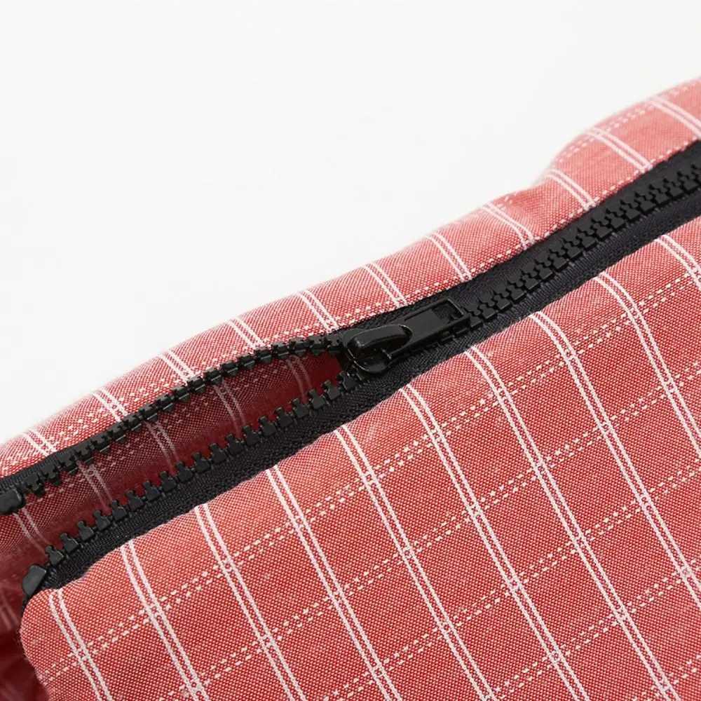 Others Dog Carrier Exquisite Soft Pet Carrier Bags Breathable Zipper Pet Tote Bag Lightweight Portable Pet Handbag Pets Supplies H250213