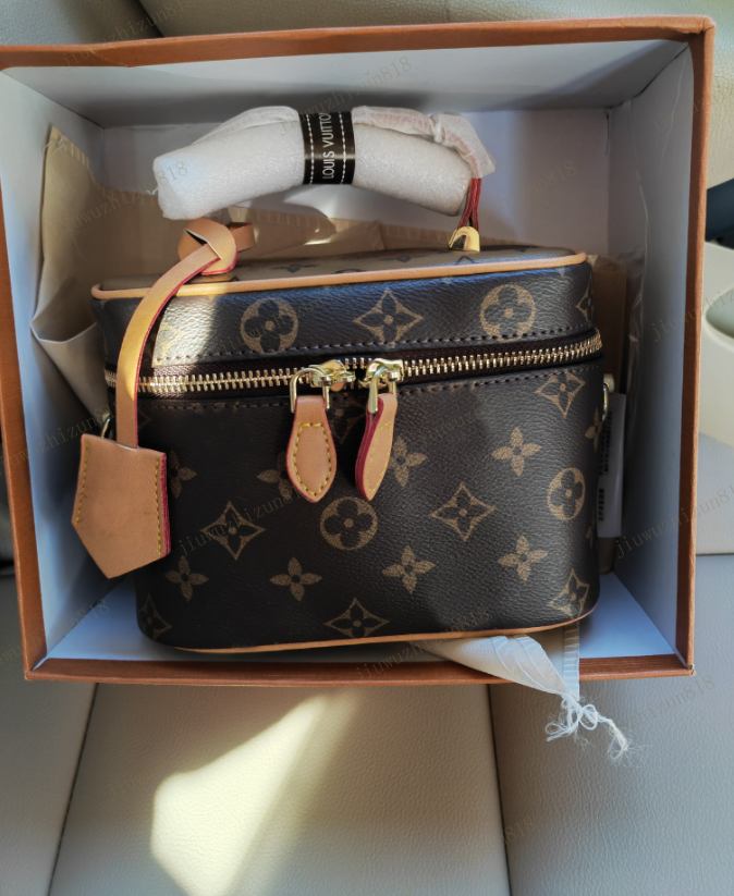 Designer Bag Women's Brown Classic Fashion Pretty Makeup Bag Tote Bag cowhide high quality toiletries Travel Bag Women's Tote Multi-colored bag