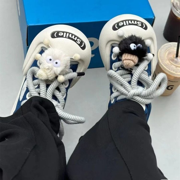 2025 New Smiling Canvas Thick Soled Flat Shoes With Ugly And Cute Smiles Outdoor Sports Big Head New White Casual Couple Board Shoes