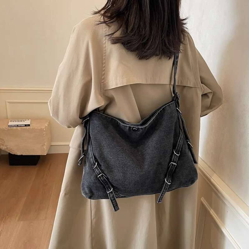 Washed Denim Fabric Shoulder Hobo Bags For Women 2025 Winter New Designer Handbags Big Capacity Underarm Shopper Tote Bag