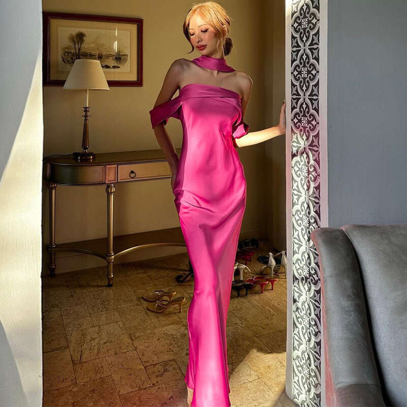 European and American style women's summer product solid color sexy backless zipper strapless dress wholesale 2025 new casual versatile fashion c