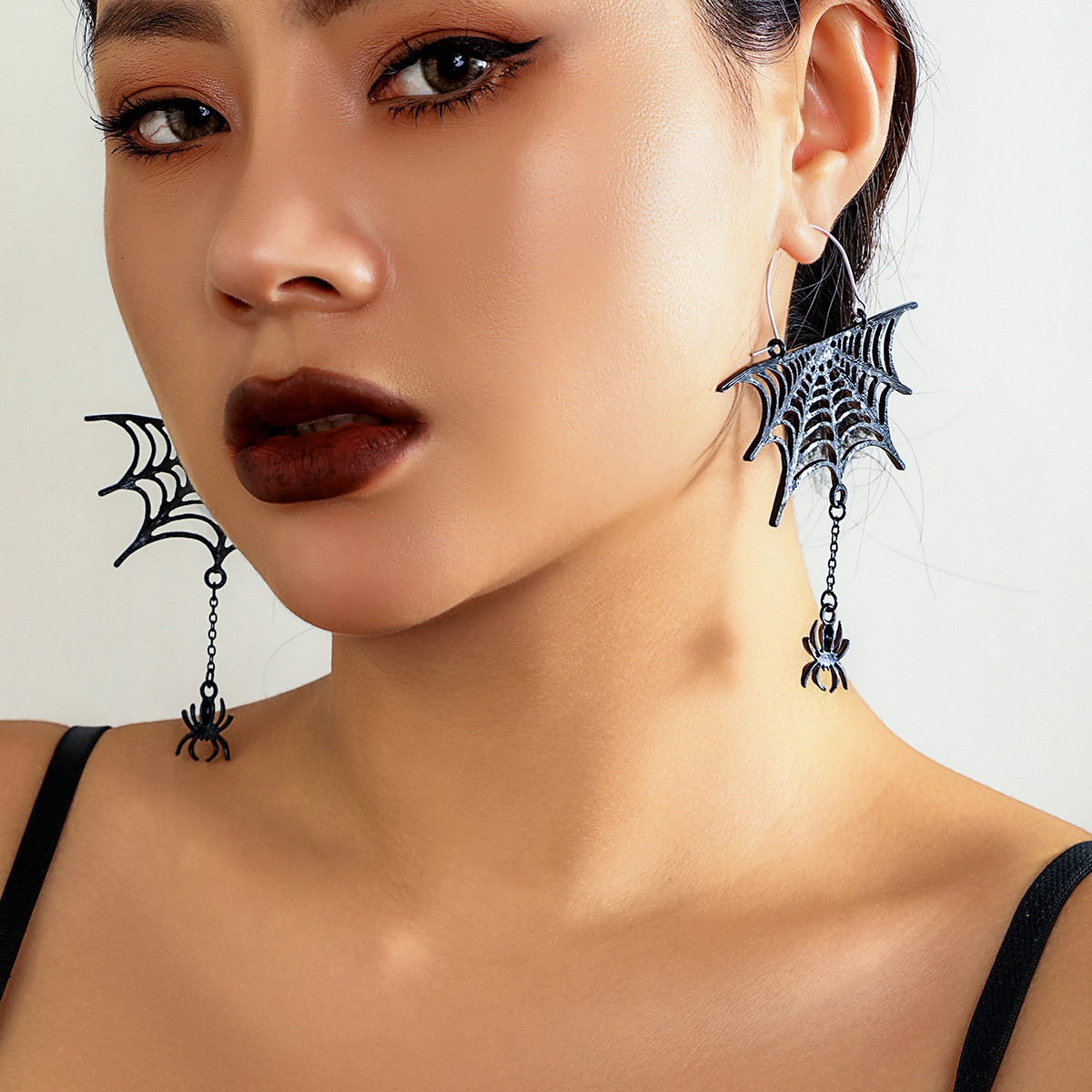 fashion Jewelry Dark Wind Web Hollow Tassel Halloween Spider Punk Gothic Woman Earrings