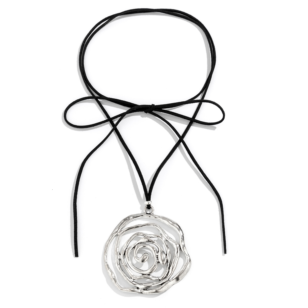 fashion Sweet Cool Pull Choker wer Necklace Female Exaggerated Rose Collar Woman Jewelry