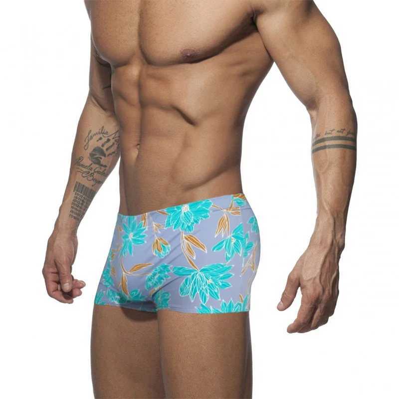 Low Waist Swimsuit Printed Shorts 2023 Push Pad Mens Bikini Bottoms Summer Fashion Swimwear Beachwear Surfing At Sea W250214