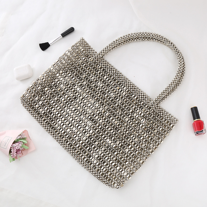 Niche Style Simple Handheld Purse for Ladies Elegant & Artisanal Handbag