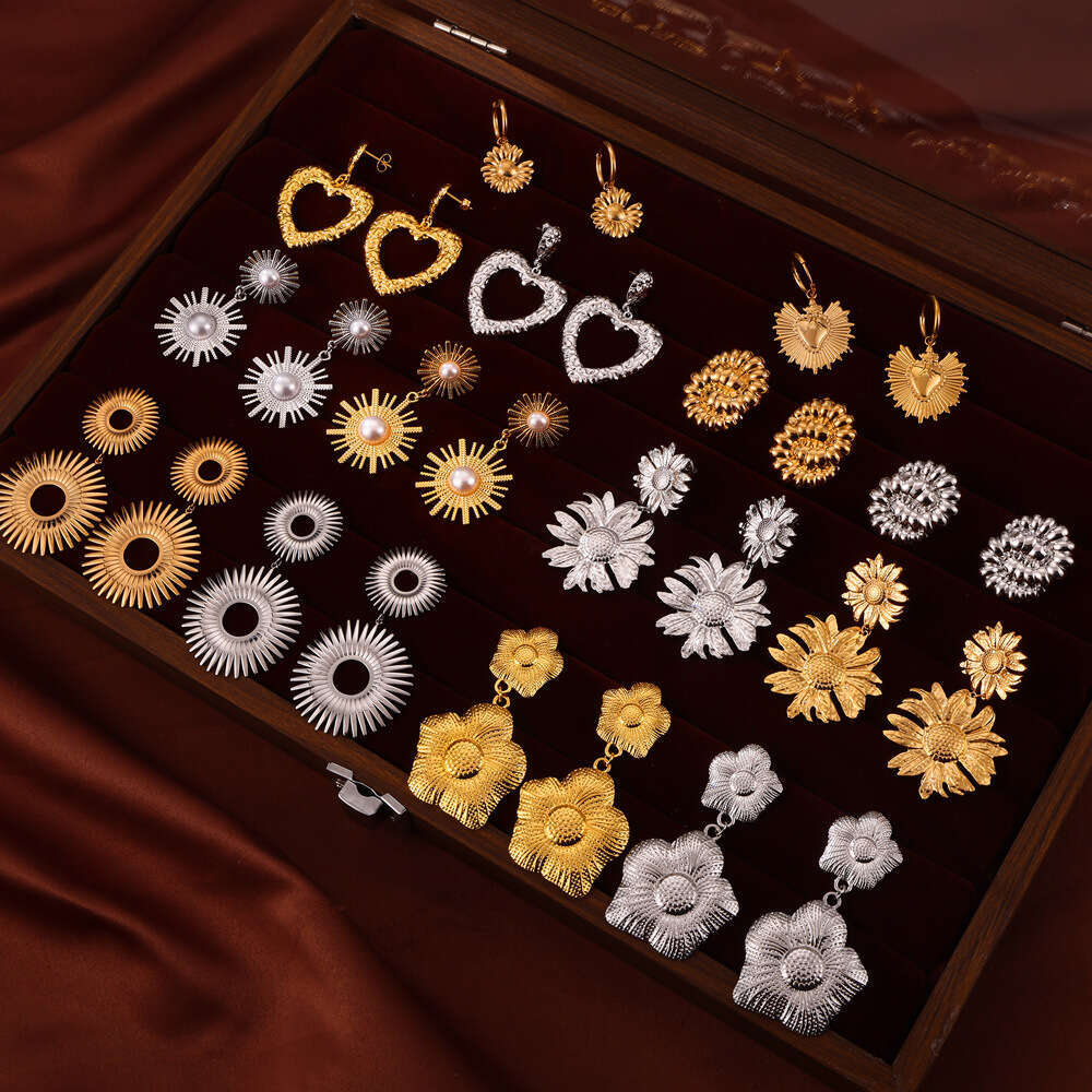 Middle ancient style, unique personality, niche geometric texture, wer ring design, earrings, titanium steel gold-plated casual style jewelry for wome