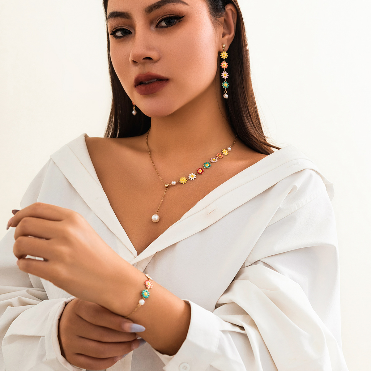 women fashion Jewelry minimalist, fresh, ral, collarbone chain versatile, dopamine, niche daisy necklace