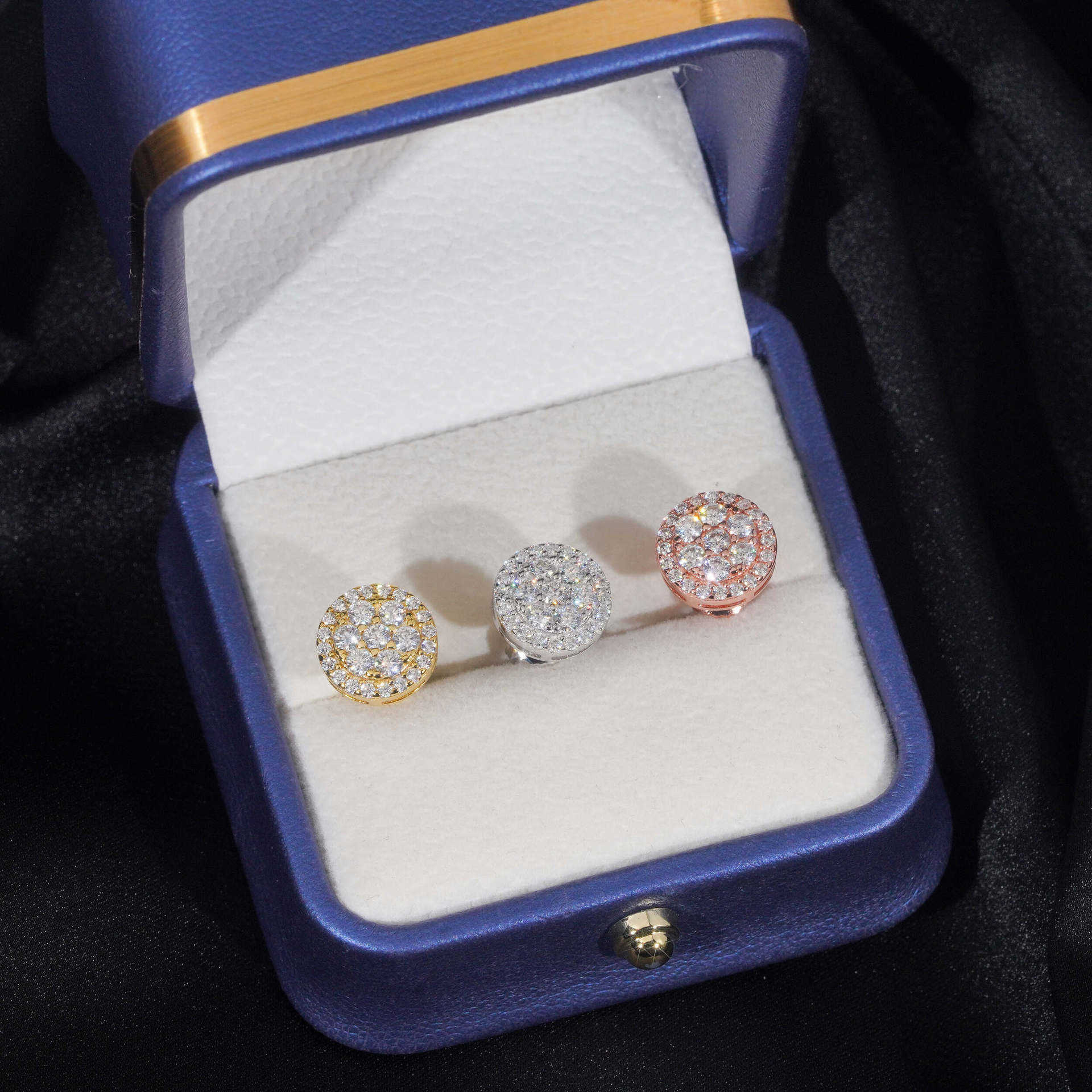 Hot selling 925 silver inlaid D-color moissanite earrings niche round full diamond earrings for men and women