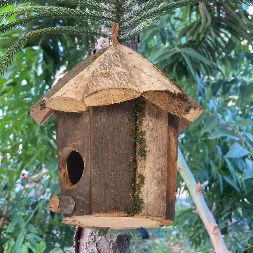 Wooden Birdhouse Resting Place for Birds Decor Mini Handcrafted Hummingbird House for Home 250206