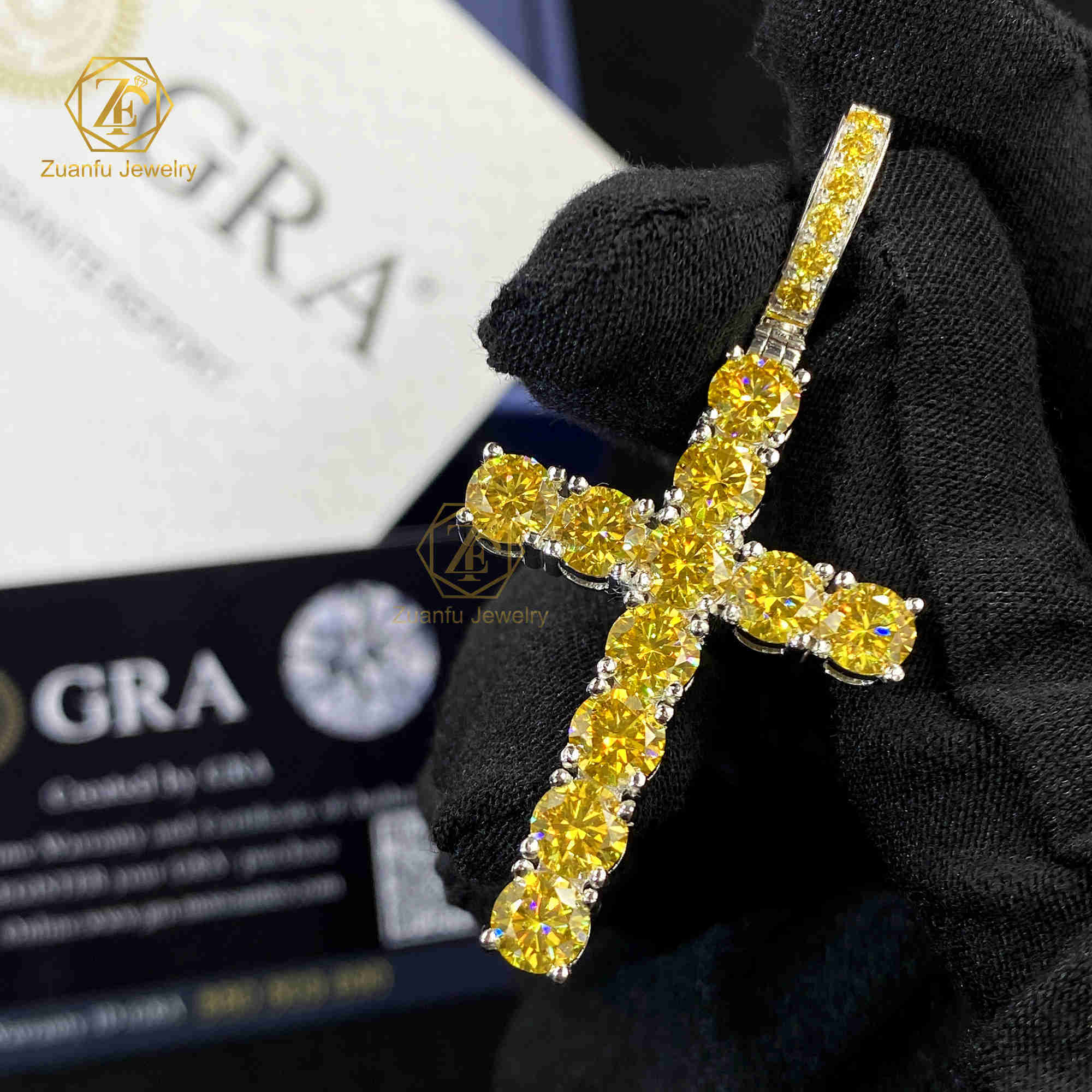 Hip Hop Jewelry Iced Out Cross Pendant Silver 925 Iced Out White and Yellow Moissanite Cross Vvs Moissanite Pendant with Chain