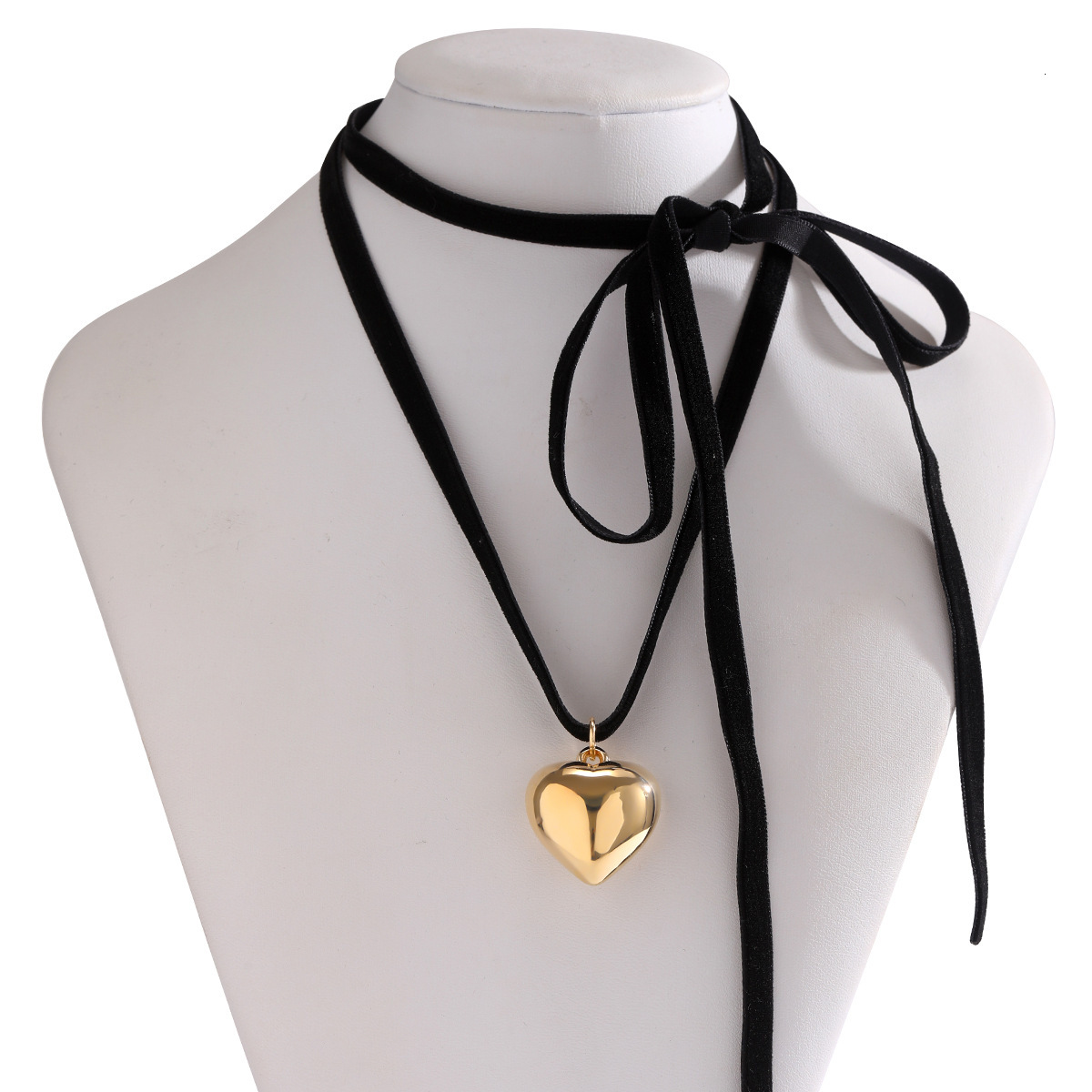 designer Jewelry Long Pull Love Choker Women's Versatile Heart shaped Pendant Veet fashion Lace Necklace