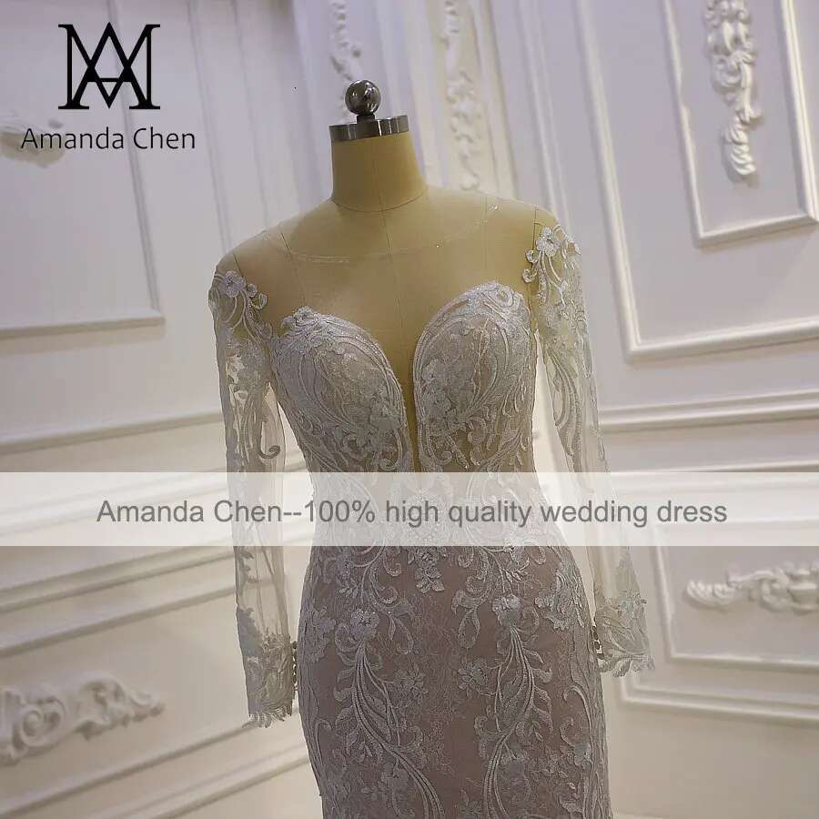 Customized Wedding Dress with Detachable Skirt and High Quality Long Sleeve Lace Appliques