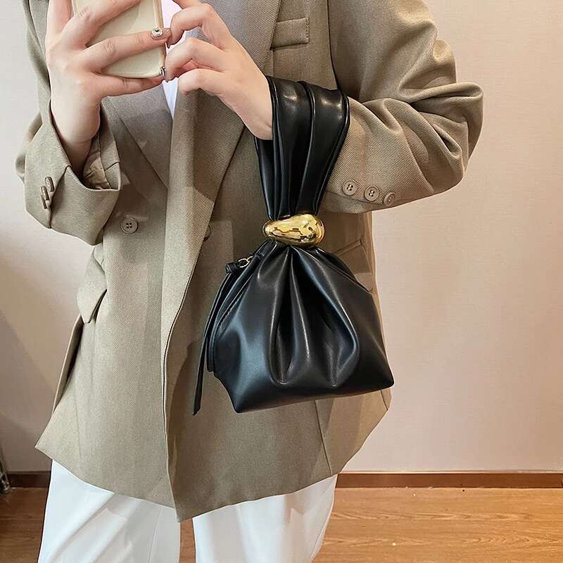 Pleated Design Clouds Top-Handle Bags For Women Elegant Wrist Bucket Evening Bag 2025 Latest Designer Purses And Handbags