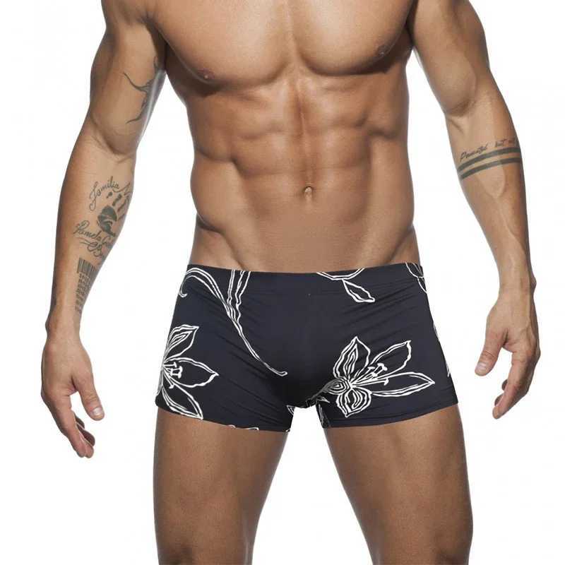 Low Waist Swimsuit Printed Shorts 2023 Push Pad Mens Bikini Bottoms Summer Fashion Swimwear Beachwear Surfing At Sea W250214